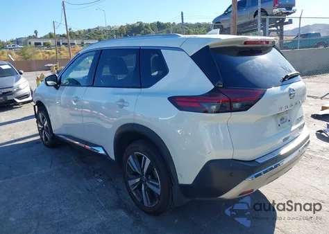 2021 Nissan Rogue Platinum Fwd z USA, uszkodzony, nr VIN JN8AT3DC6MW102041